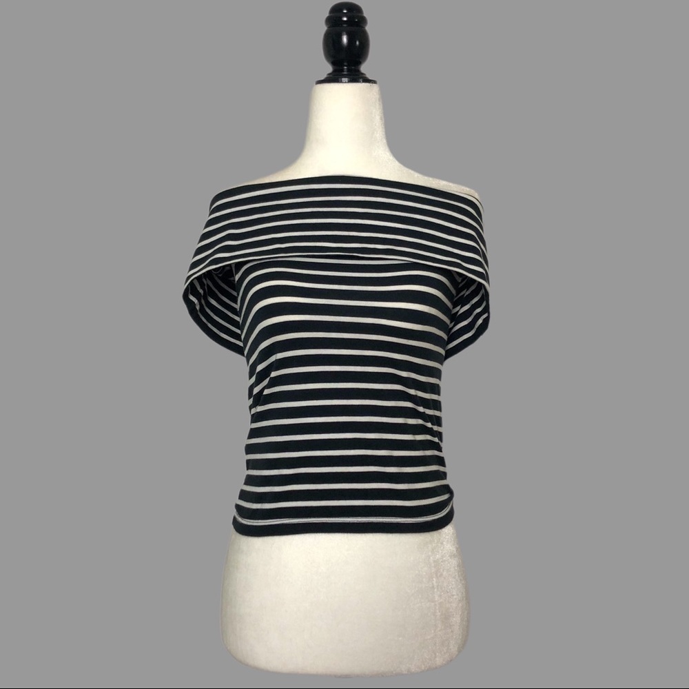 ❤️ XS ❤️ NWT Anthro Striped Black And White Sleeveless Off The Shoulder